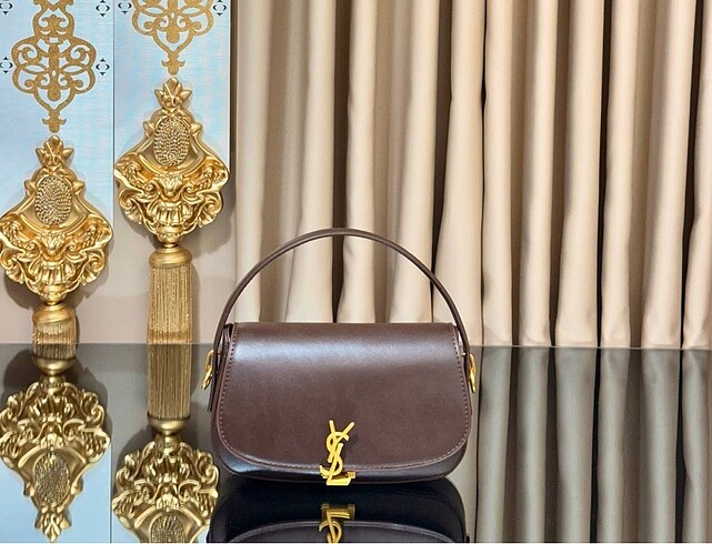 Beden Yves Saint Laurent Half-Moon Bag
