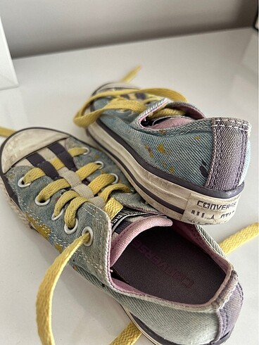 27 Beden Converse kız çocuk ayakkabı