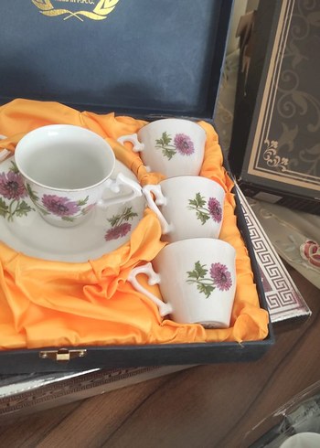 Beyaz Çiçek Desenli Porselen Fincan ve Tabağı 6lı - Görsel 4