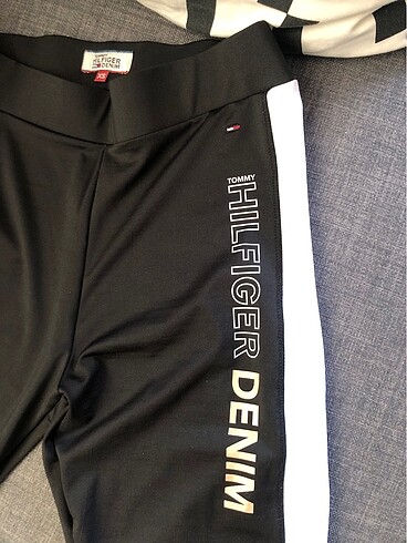 xs Beden Tommy hilfiger spor tayt
