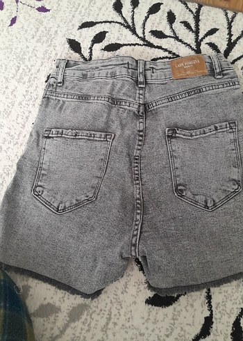 Gri Düğmeli Kadın Denim Mini Şort - Görsel 2