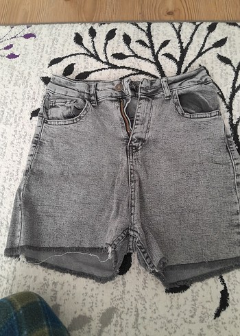 Gri Düğmeli Kadın Denim Mini Şort - Görsel 3