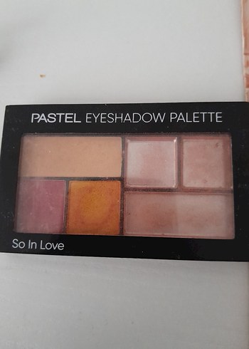 Bej Tonlarda Göz Farı Paleti - Görsel 2