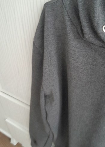 Kadın Gri Kapüşonlu Sweatshirt - Görsel 6