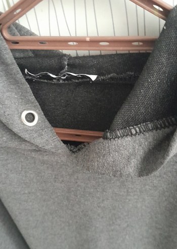 Kadın Gri Kapüşonlu Sweatshirt - Görsel 4