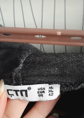 Kadın Gri Kapüşonlu Sweatshirt - Görsel 3