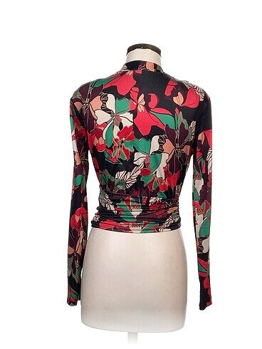 s Beden Vintage Love Bluz %70 İndirimli.