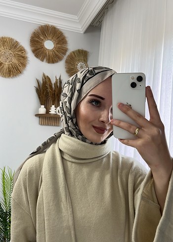 Bej Kadın Şallı Rahat ve Şık Takım - Görsel 6