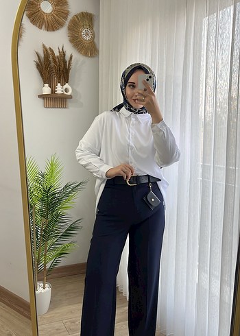 Beyaz Uzun Kollu Yüksek Yakalı Kadın Gömlek - Görsel 4