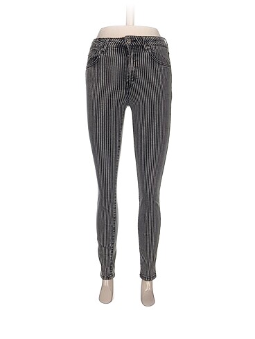 Pull and Bear Skinny %70 İndirimli.