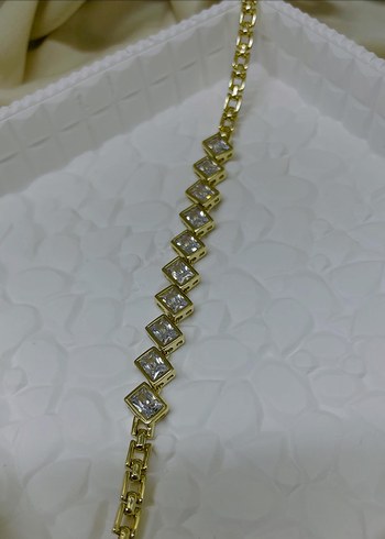 Accessorize Zincir Detaylı Altın Renk Kadın Bileklik