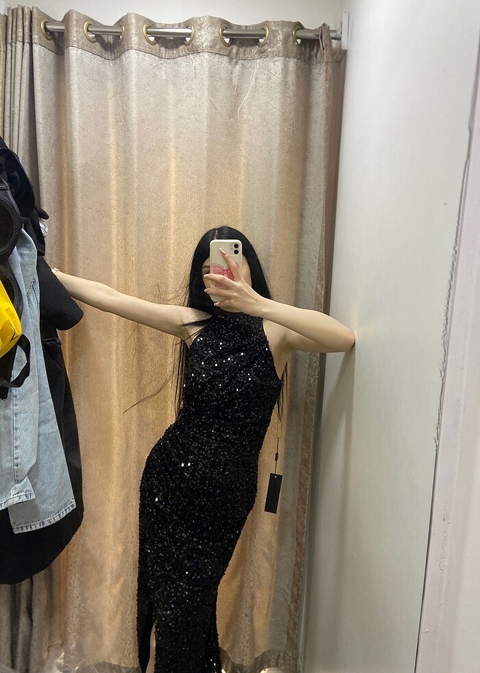 GECE ABİYESİ  SİYAH PALETLİ ELBİSE - Görsel 3