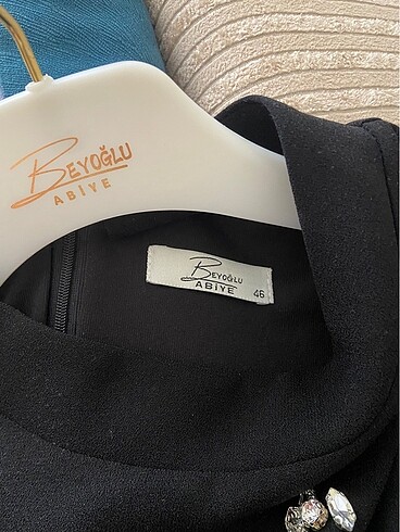 Taşlı uzun kollu siyah tesettür abiye elbise - Görsel 5