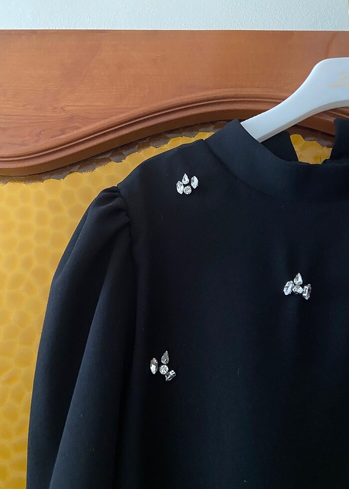 Taşlı uzun kollu siyah tesettür abiye elbise - Görsel 3