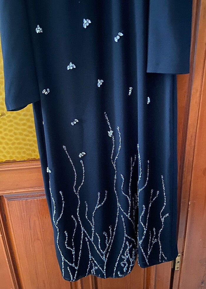 Taşlı uzun kollu siyah tesettür abiye elbise - Görsel 2