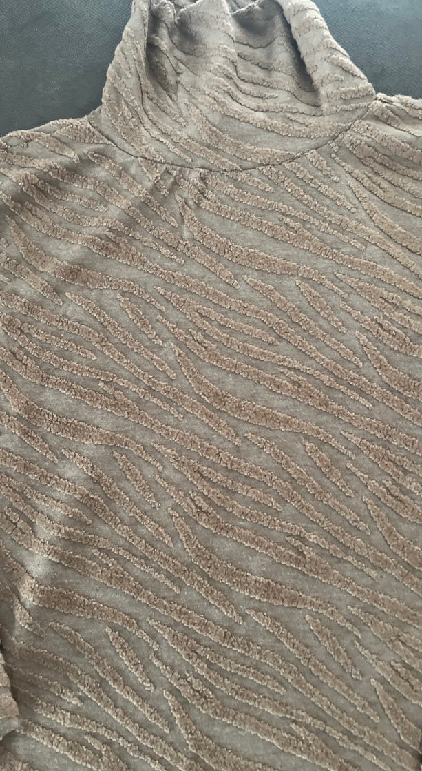 Bej Kadın Triko Boğazlı Kazak - Görsel 3