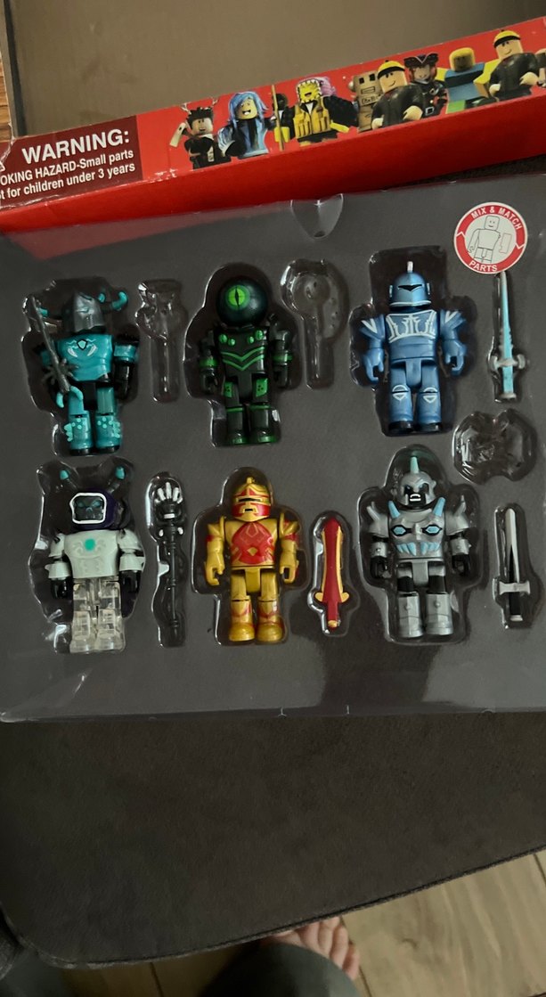 Çok Renkli Roblox Aksiyon Figürleri Seti - Görsel 2