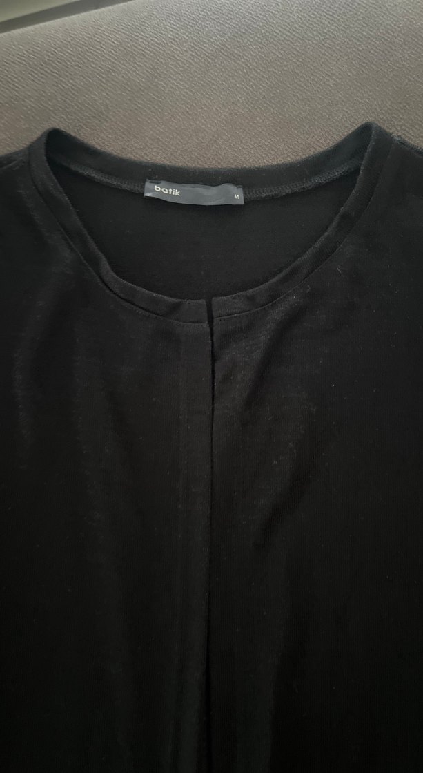 Uzun Kollu Siyah Kadın Hırka - Görsel 2