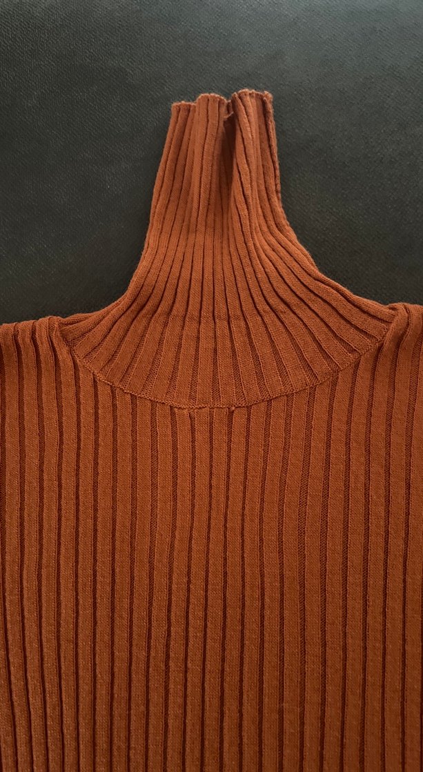 Kahverengi Fitilli Boğazlı Kadın Kazak - Görsel 2