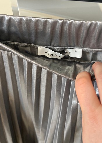 Gri Pileli Uzun Kadın Etek - Görsel 2