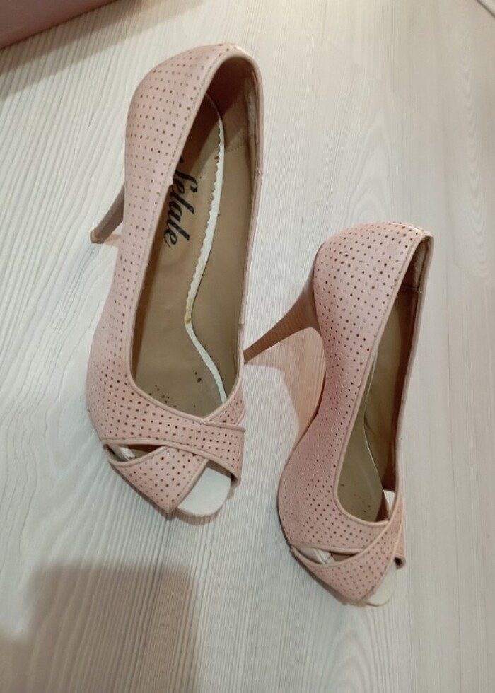 Topuklu ayakkabı - Görsel 4