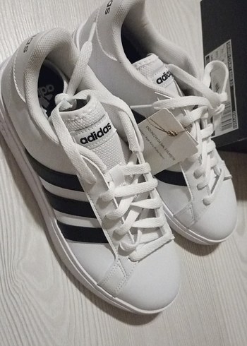 Adidas 39