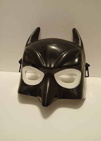  Batman batman maskesi ve Superman üçlü fiyattır 