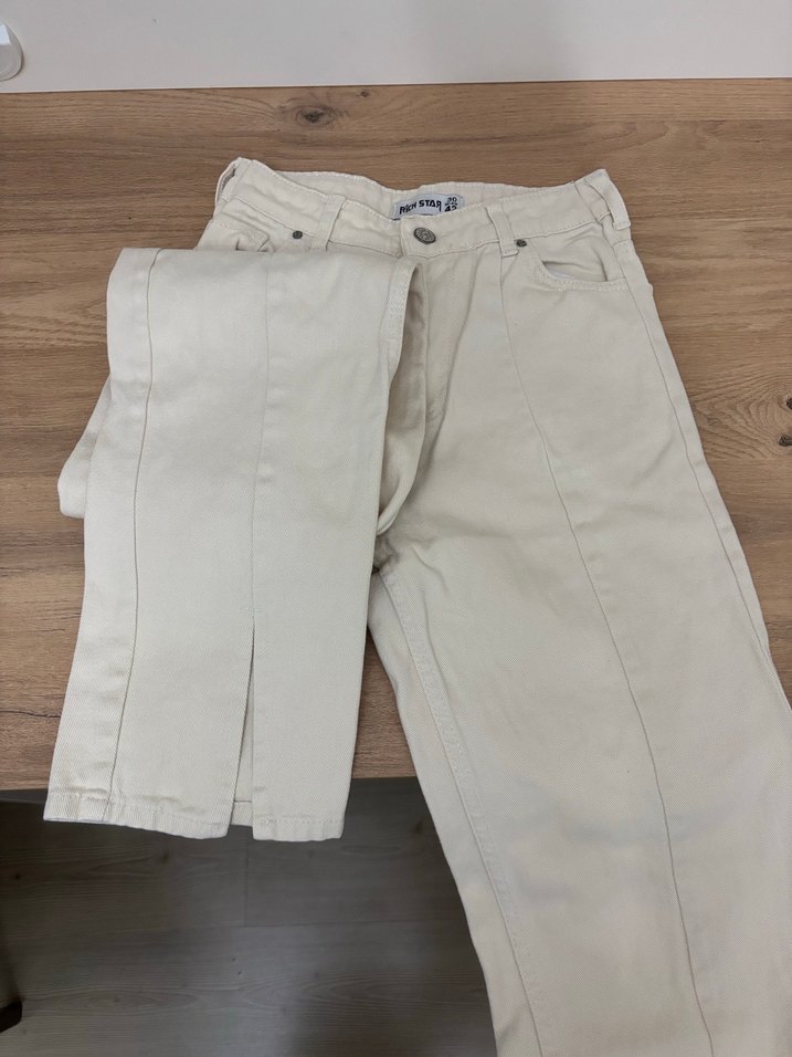 Bej Düğmeli Kadın Kot Pantolon - Görsel 2