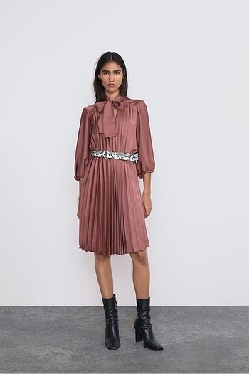 Zara piliseli Pembe Elbise Günlük/ Ofis