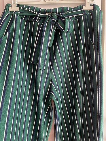 Çizgili Likralı Yeşil Pantolon - Görsel 4