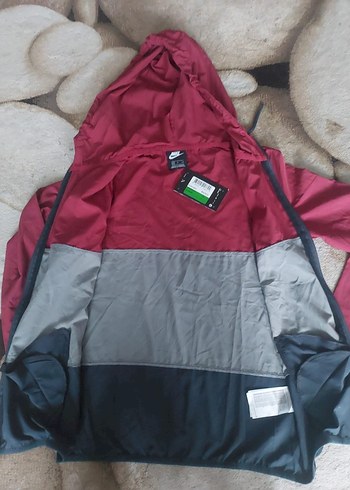 Nike Kapüşonlu Rüzgarlık - Görsel 6