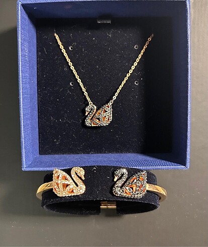 Swarovski Siyah Beyaz Kuğu Kolye & Bilezik Seti