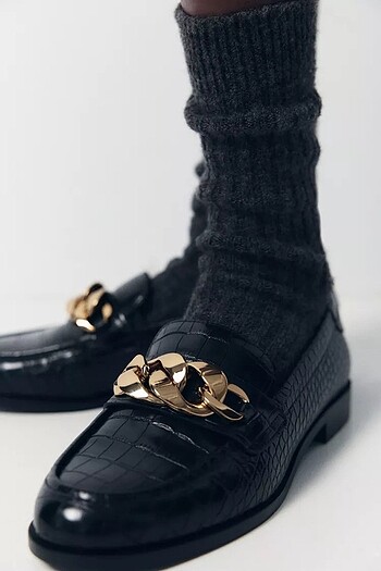 Zara ZARA KABARTMALI ZİNCİRLİ MAKOSEN