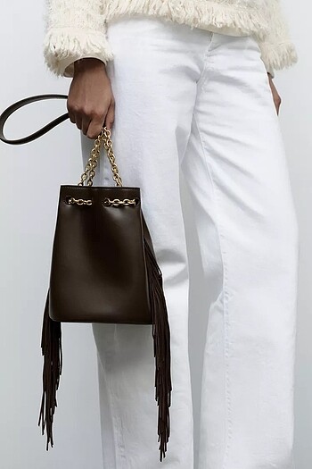 ZARA PÜSKÜLLÜ SİLİNDİR ÇANTA