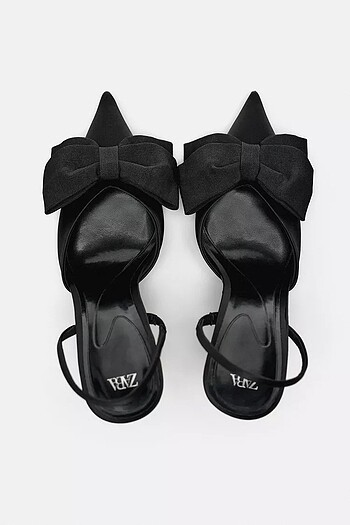 Zara ZARA FİYONKLU TOPUKLU AYAKKABI