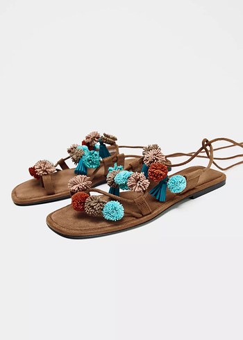 ZARA BONCUKLU KAYIŞLI SANDALET