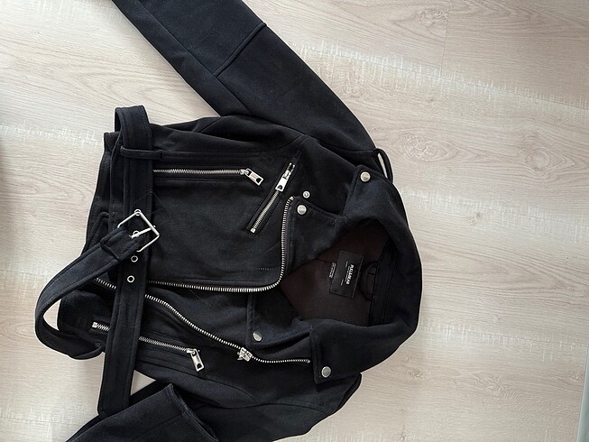 Pull and Bear Pull and bear
