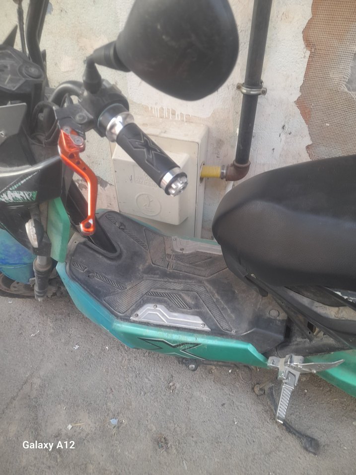 Turuncu Baskılı Plastik Motosiklet Dizlik - Görsel 4