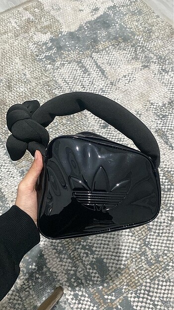 Adidas çanta