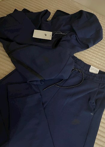 Lacivert Nike Tech - Görsel 3