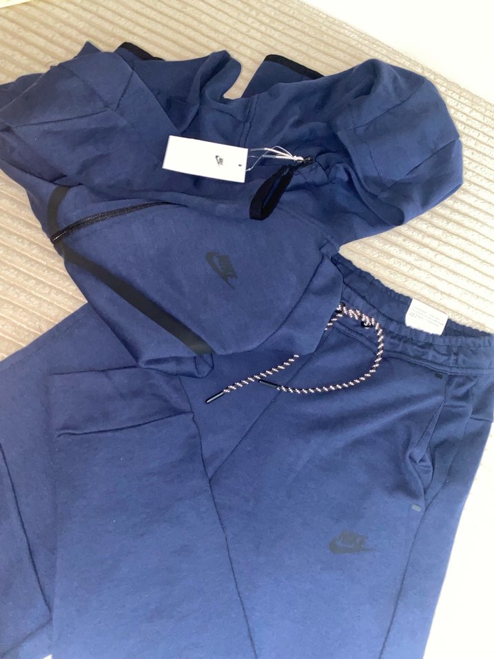 Lacivert Nike Tech - Görsel 2