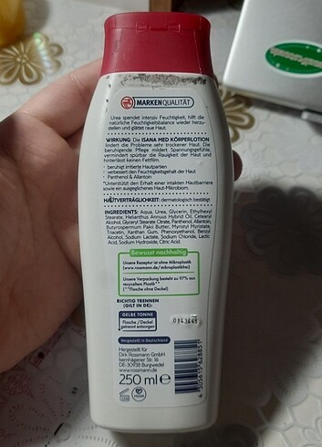 Diğer Isana med