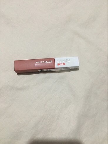 Maybelline Ruj mat renk
