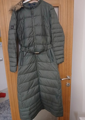 44 Beden haki yeşili Kadın Kemerli Uzun Kışlık Mont 44beden