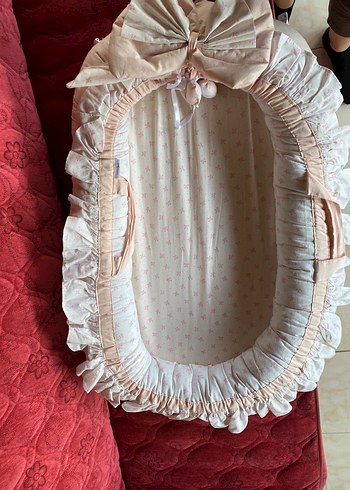 Nakışlı Pembe Bebek Uyku Yatağı - Görsel 6