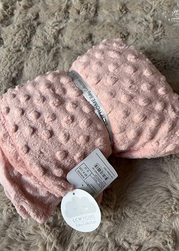 Pembe Tomurcuk Desenli Welsoft Peluş Çocuk Battaniyesi 90*110 cm - Görsel 6