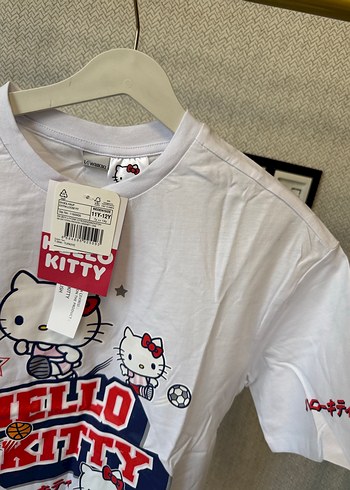 Beyaz Hello Kitty Baskı Bisiklet Yaka Oversize Kız Tişört 11-12 - Görsel 7