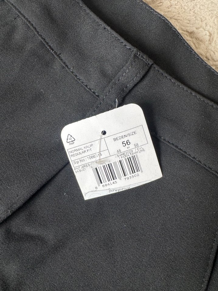 Kadın Siyah Normal Kesim Kumaş Pantolon 56 beden - Görsel 5