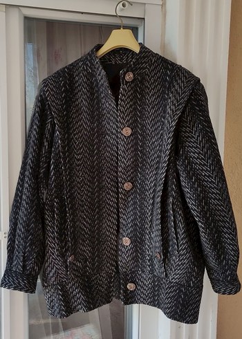 Düğmeli siyah üzeri beyaz desenli vintage Ceket M - Görsel 2