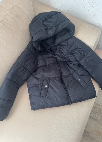 Siyah Kapüşonlu Kadın Kışlık Şişme Mont Xs-S Beden için Uyumlu - Görsel 2